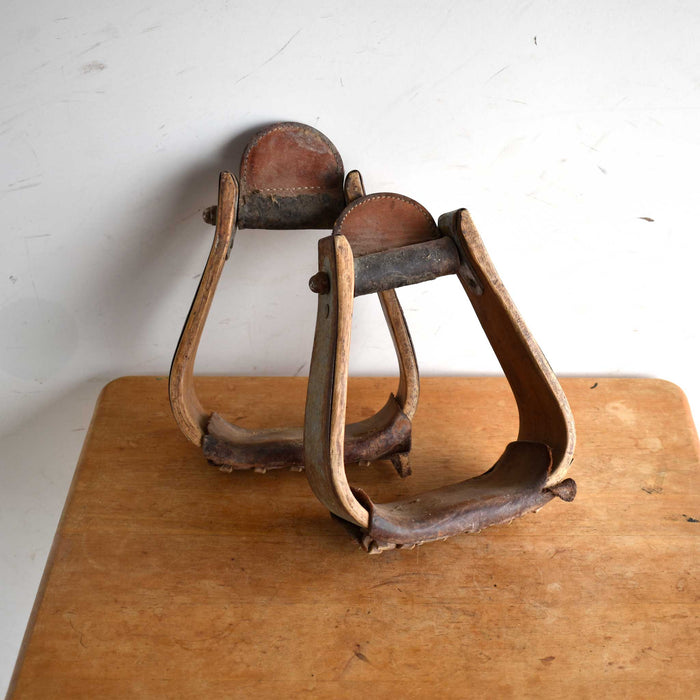 Used Galvanized Bound Wooden Stirrups with Tops and Treads