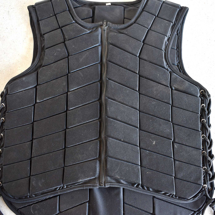 Lightly Used XL Vest padding Sale Barn Teskey's
