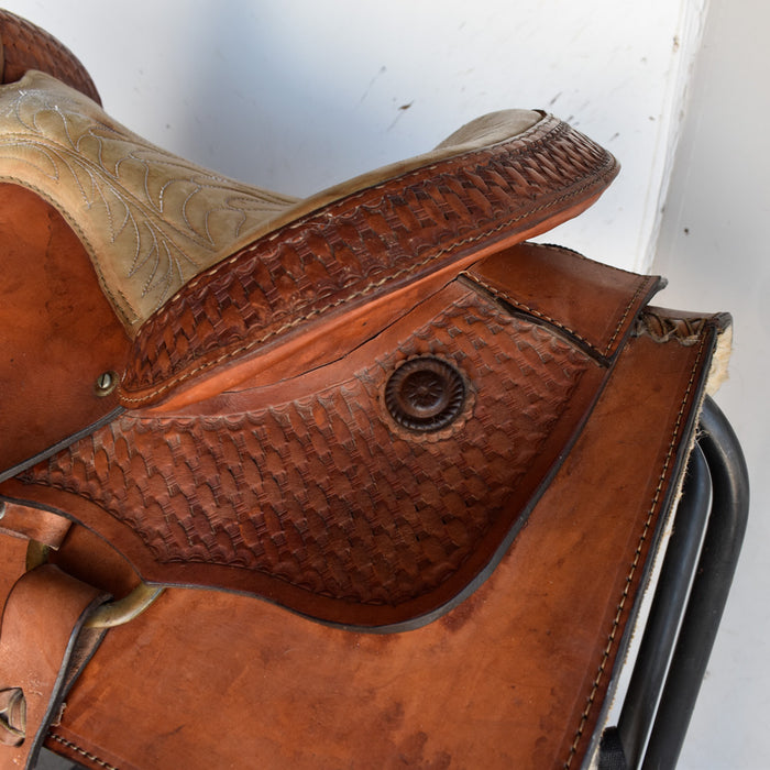 Used 15.5" Rider Saddle Sale Barn Teskey's