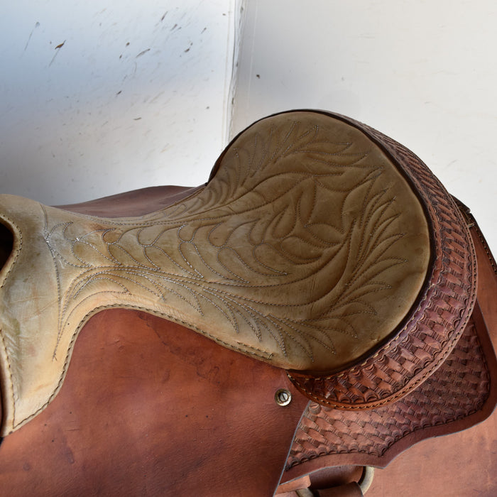 Used 15.5" Rider Saddle Sale Barn Teskey's