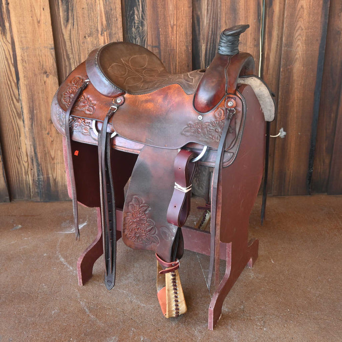 15.5" USED HEREFORD TEAM ROPING SADDLE Saddles - Used Hereford Brand Tex Tan