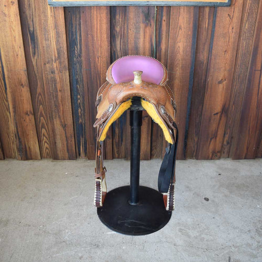 Used Saddle Bar Stool Swivels 360 Sale Barn Teskeys