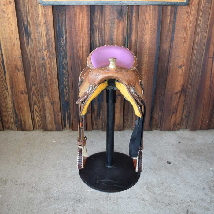 Used Saddle Bar Stool Swivels 360 Sale Barn Teskeys