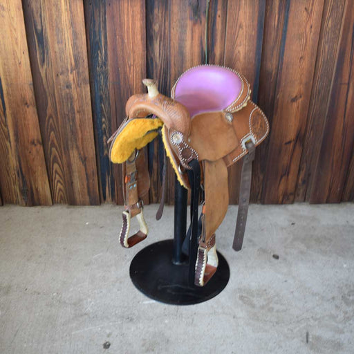 Used Saddle Bar Stool Swivels 360 Sale Barn Teskeys