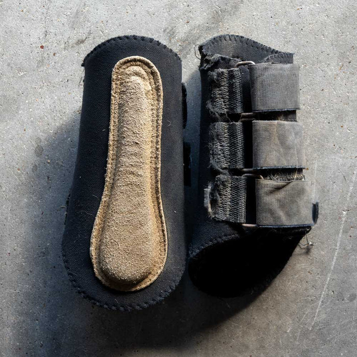 Used Splint Boot Sale Barn MISC