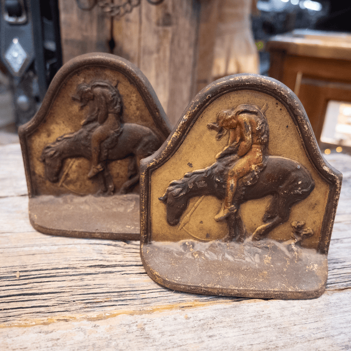 1928 Cast Iron "The Last Trail"  The Connecticut Foundry Bookends