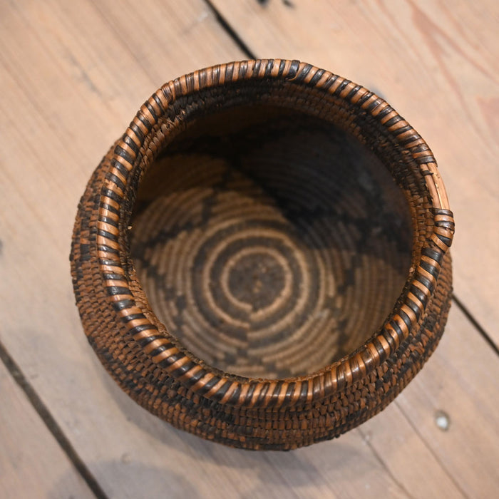 Apache Hand-Woven Two-Tone Basket Collectibles Teskey's