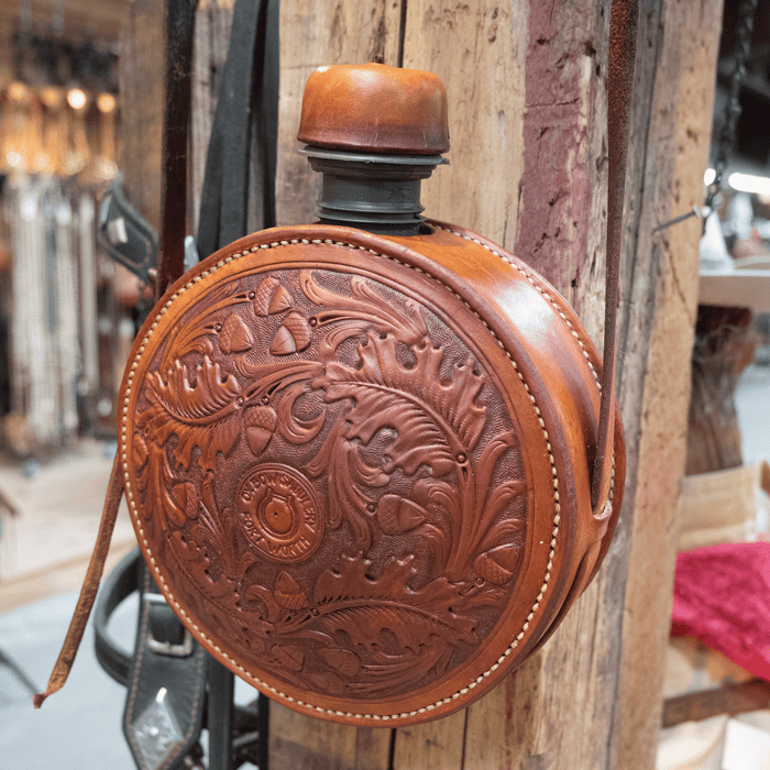 Bob Moline Oxbow Saddlery Leather Artist Tooled Canteen