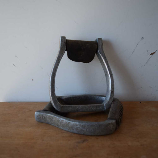 Used Metal Stirrups Sale Barn Teskeys