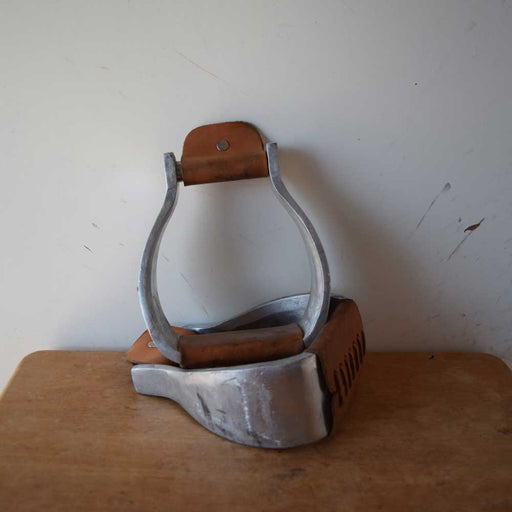 Used Metal Stirrups Sale Barn Teskeys