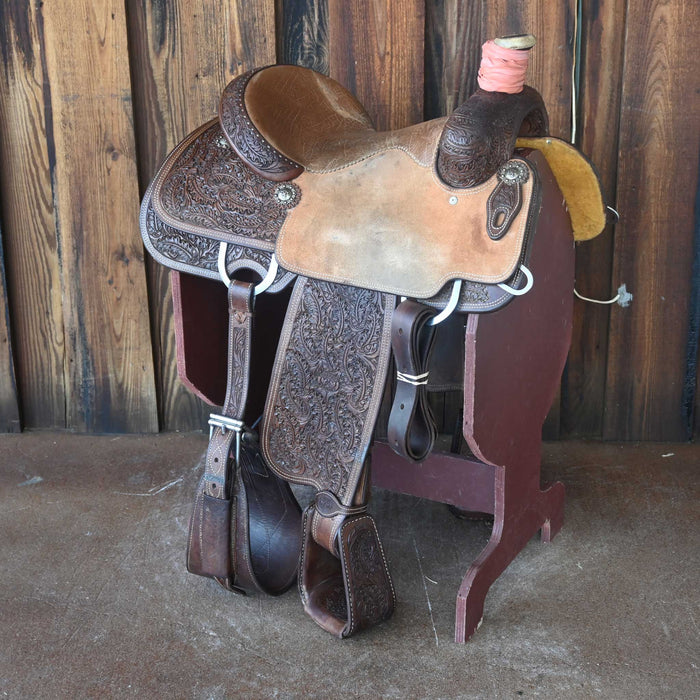 15.5" USED TOMAHAWK TEAM ROPING SADDLE Saddles - Used Tomahawk Saddlery
