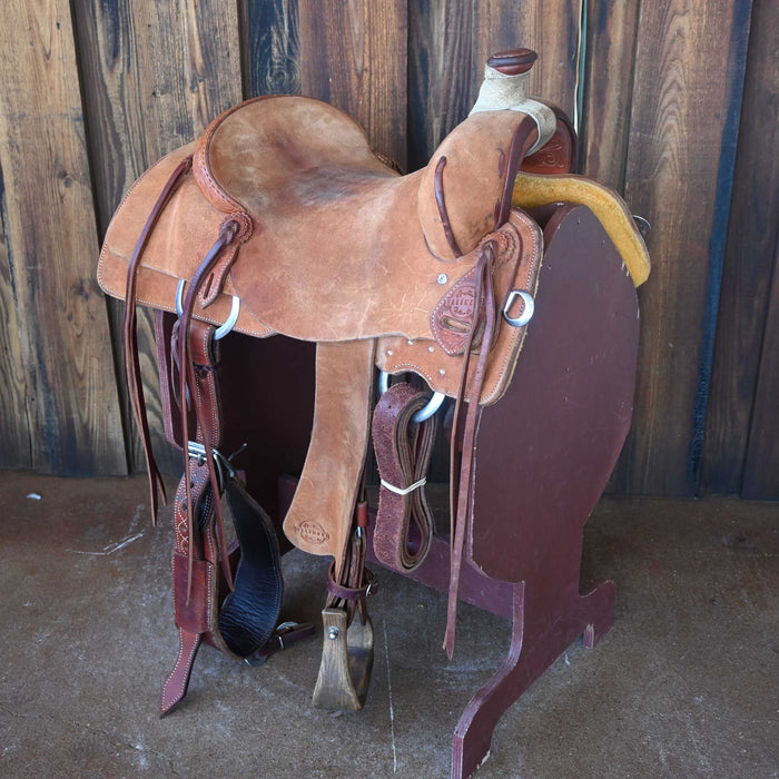 15.5" USED AUSTIN VALIMONT RANCH SADDLE Saddles - Used Austin Valimont