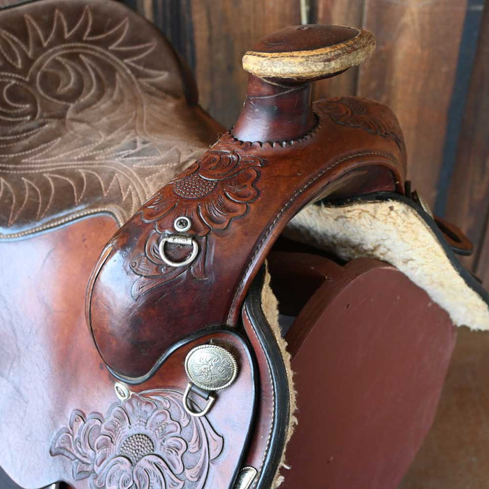 15" USED HEREFORD ROPING SADDLE Saddles - Used Hereford Brand Tex Tan