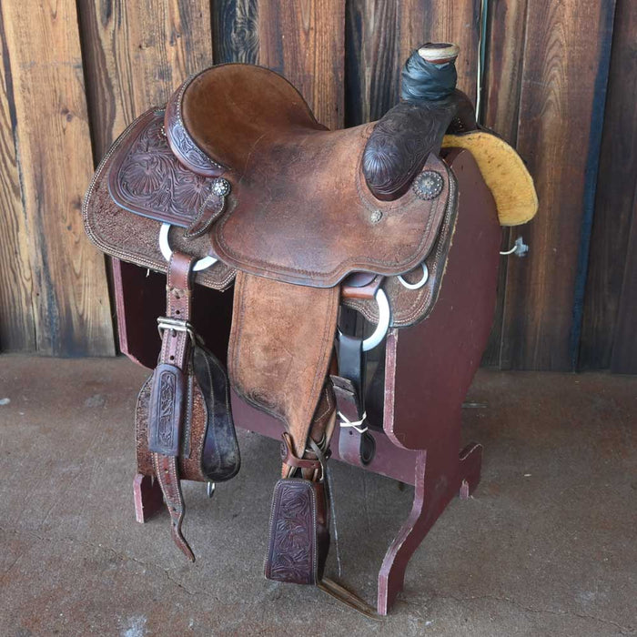 15.5" USED PATRICK SMITH ROPING SADDLE