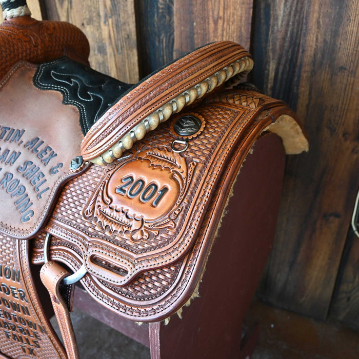13.5" USED TOD SLONE TEAM ROPING SADDLE