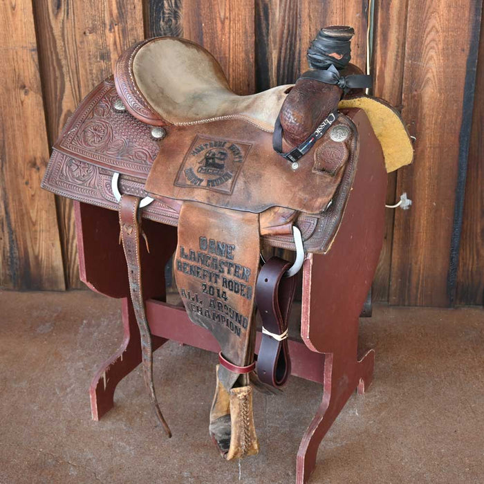 15" USED NRS ROPING SADDLE Saddles - Used NRS