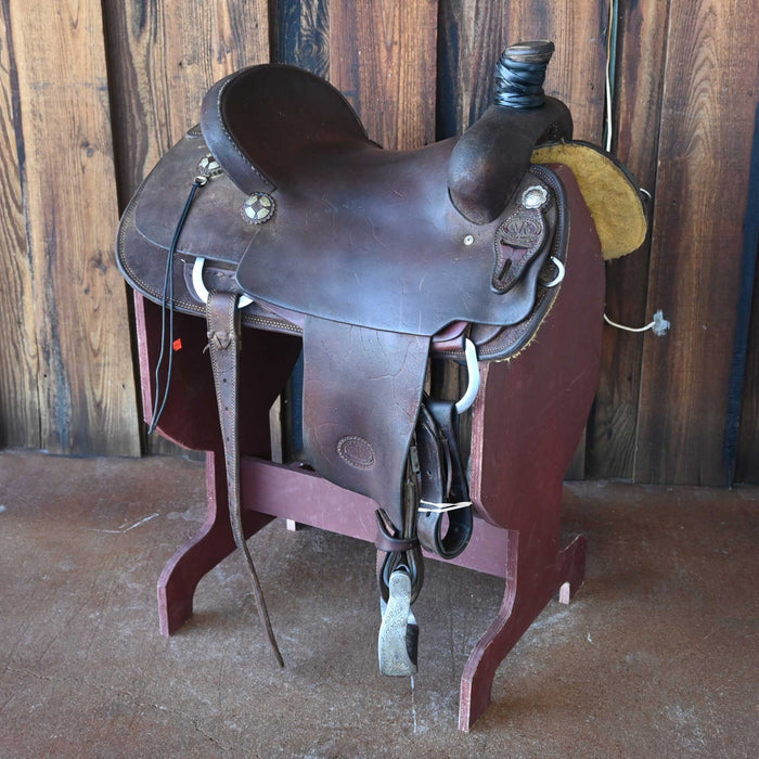 15.5" USED NRS TEAM ROPING SADDLE
