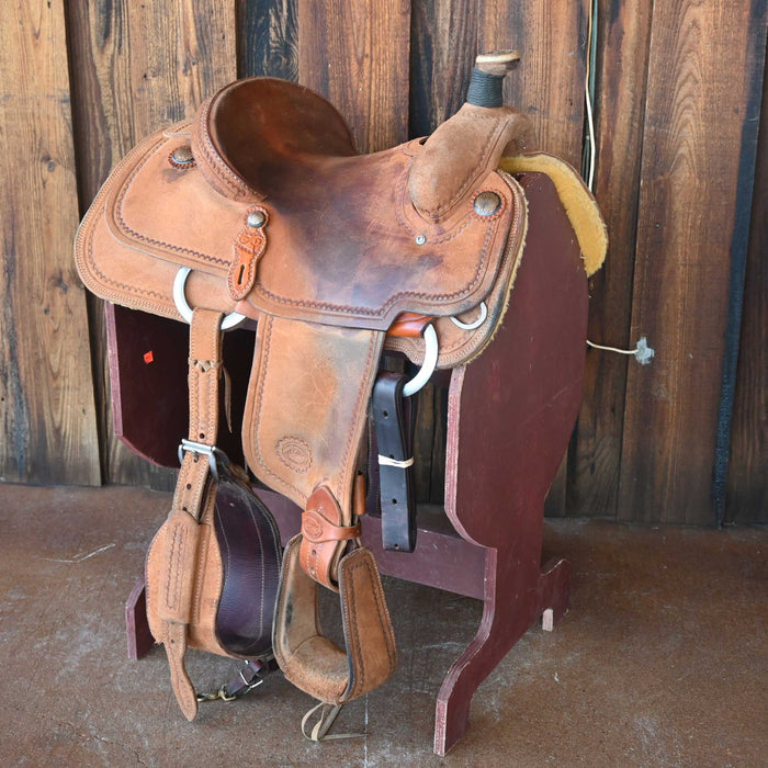 13.5" USED PATRICK SMITH TEAM ROPING SADDLE