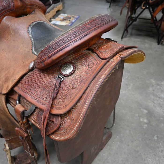 15" USED TESKEY'S ROPING SADDLE Saddles - Used Teskey's Saddlery