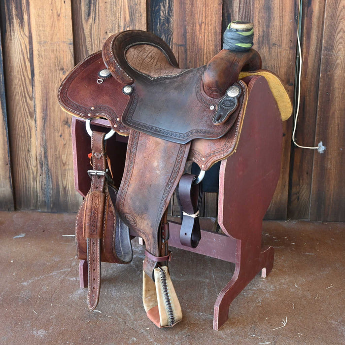 14.5" USED BACH TEAM ROPING SADDLE