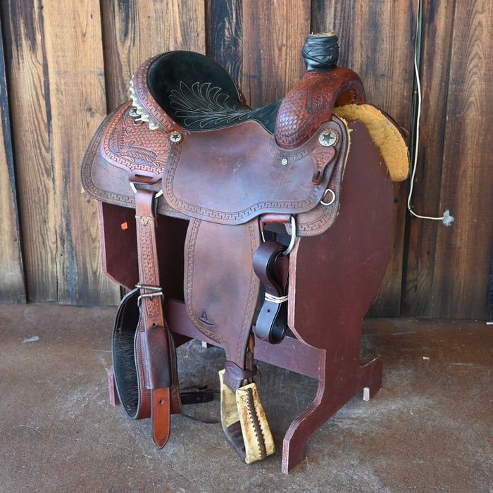 15" USED COWBOY CLASSIC TEAM ROPING SADDLE