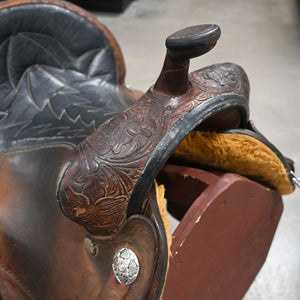 13.5" USED SHILOH LINDZ SERIES BARREL SADDLE
