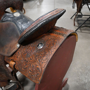 13.5" USED SHILOH LINDZ SERIES BARREL SADDLE