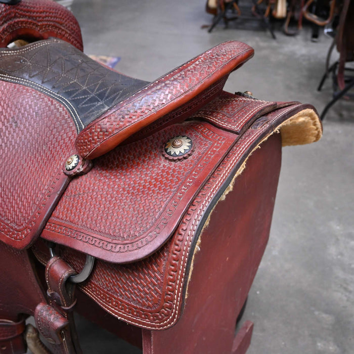15.5" USED CORRIENTE TEAM ROPING SADDLE