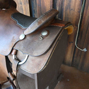 15.5" USED LEANIN' POLE ROPING SADDLE