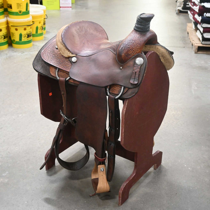 14.5" USED COURTS TEAM ROPING SADDLE Saddles - Used Courts Saddlery