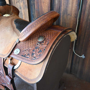 15" USED X REINSMAN ROPING SADDLE Saddles - Used Martin Saddlery