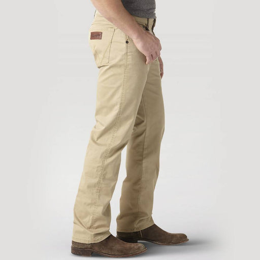 Wrangler Men's Retro Slim Fit Pant MEN - Clothing - Pants Wrangler