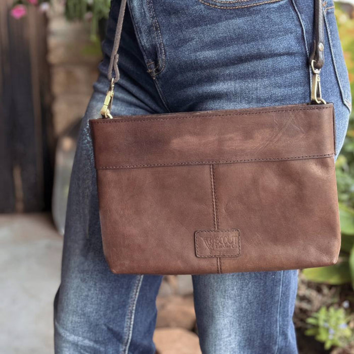 Scout Leather Co. Claire Crossbody Purse WOMEN - Accessories - Handbags - Crossbody bags Scout Leather Goods