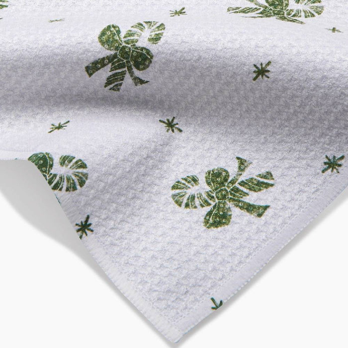 Candy Canes For You Bar Towel HOME & GIFTS - Tabletop + Kitchen - Kitchen Decor Geometry