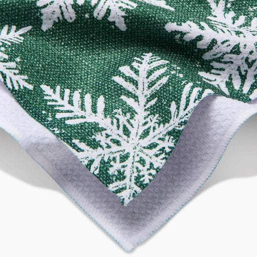 Snowy Days Green Tea Towel HOME & GIFTS - Tabletop + Kitchen - Kitchen Decor Geometry