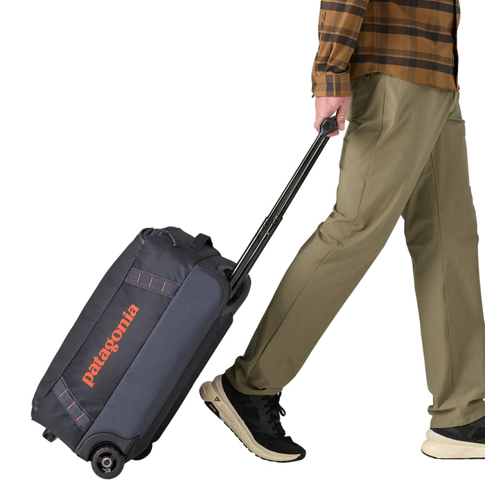 Patagonia 40L Black Hole Wheeled Duffle - Smolder Blue ACCESSORIES - Luggage & Travel - Duffle Bags Patagonia