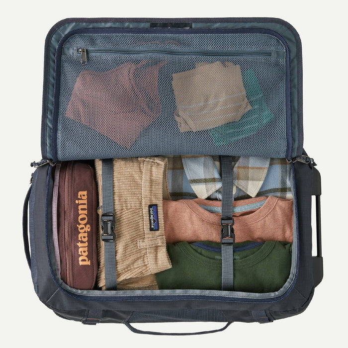 Patagonia 40L Black Hole Wheeled Duffle - Smolder Blue ACCESSORIES - Luggage & Travel - Duffle Bags Patagonia