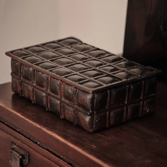 Jan Barboglio Me Cuadra Box HOME & GIFTS - Home Decor - Decorative Accents Jan Barboglio By Blanca Santa