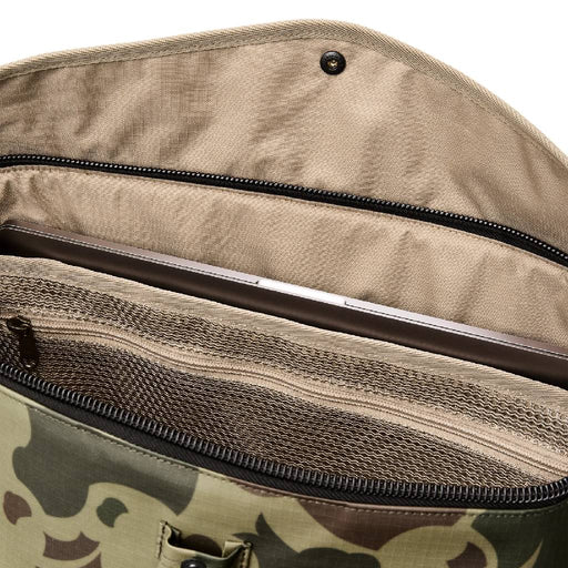 Filson All Weather Tote Bag - Tundra Shrub Camo ACCESSORIES - Luggage & Travel - Tote Bags Filson