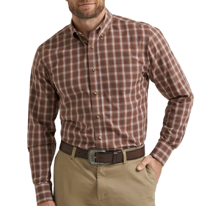 Wrangler Men's Riata Classic Fit Plaid Button Down Shirt