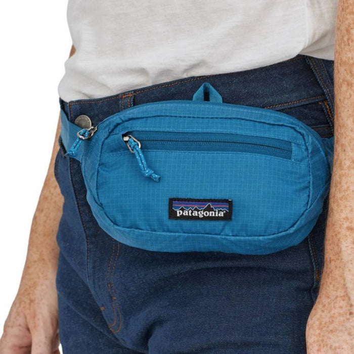Patagonia Ultralight Black Hole Mini Hip Bag ACCESSORIES - Luggage & Travel - Backpacks & Belt Bags Patagonia