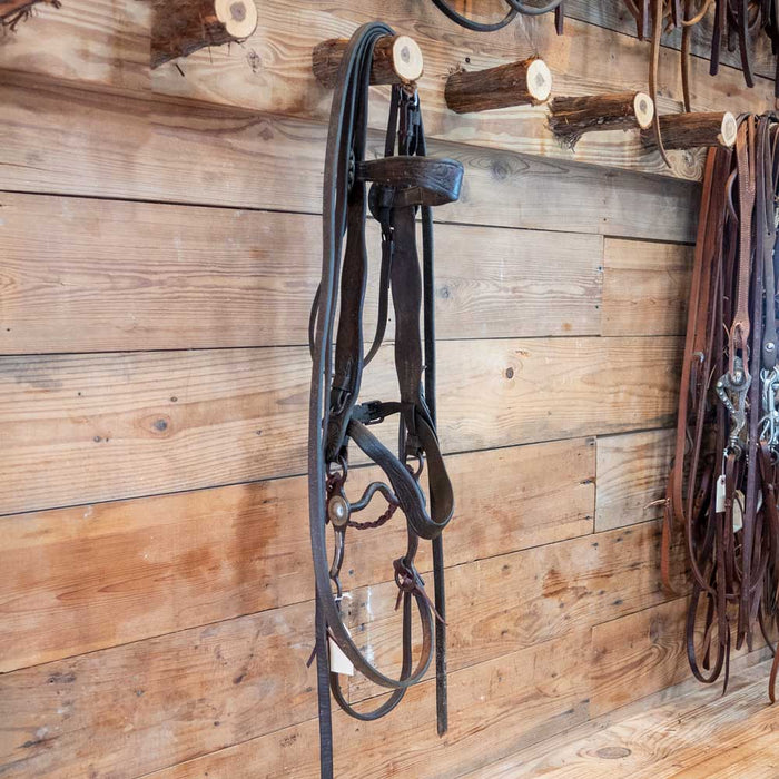 Vintage Bridle with Brass & Silver Accent w/ an Arrow on Shank Collectibles MISC