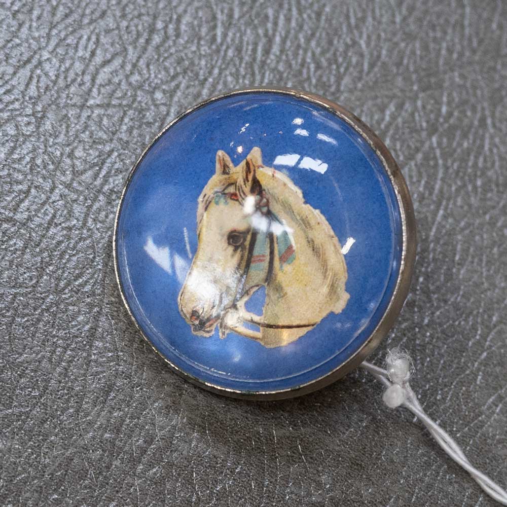 Vintage Horse Glass Button - Rosette _C417 Collectibles MISC   