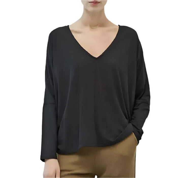 V-Neck Knit Tee WOMEN - Clothing - Tops - Long Sleeved Grade & Gather