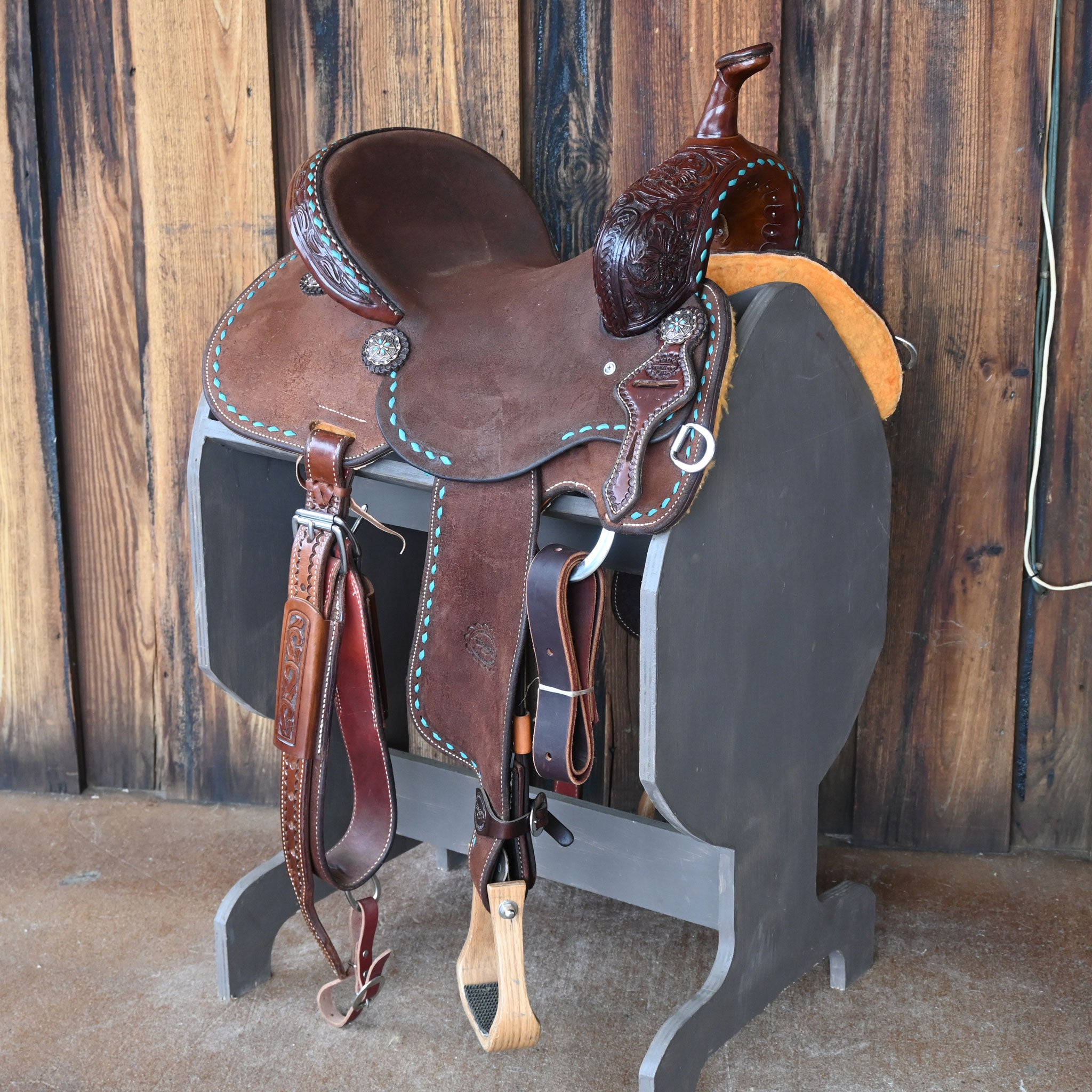 14.5" DEMO TESKEY'S BARREL SADDLE Questions & Answers