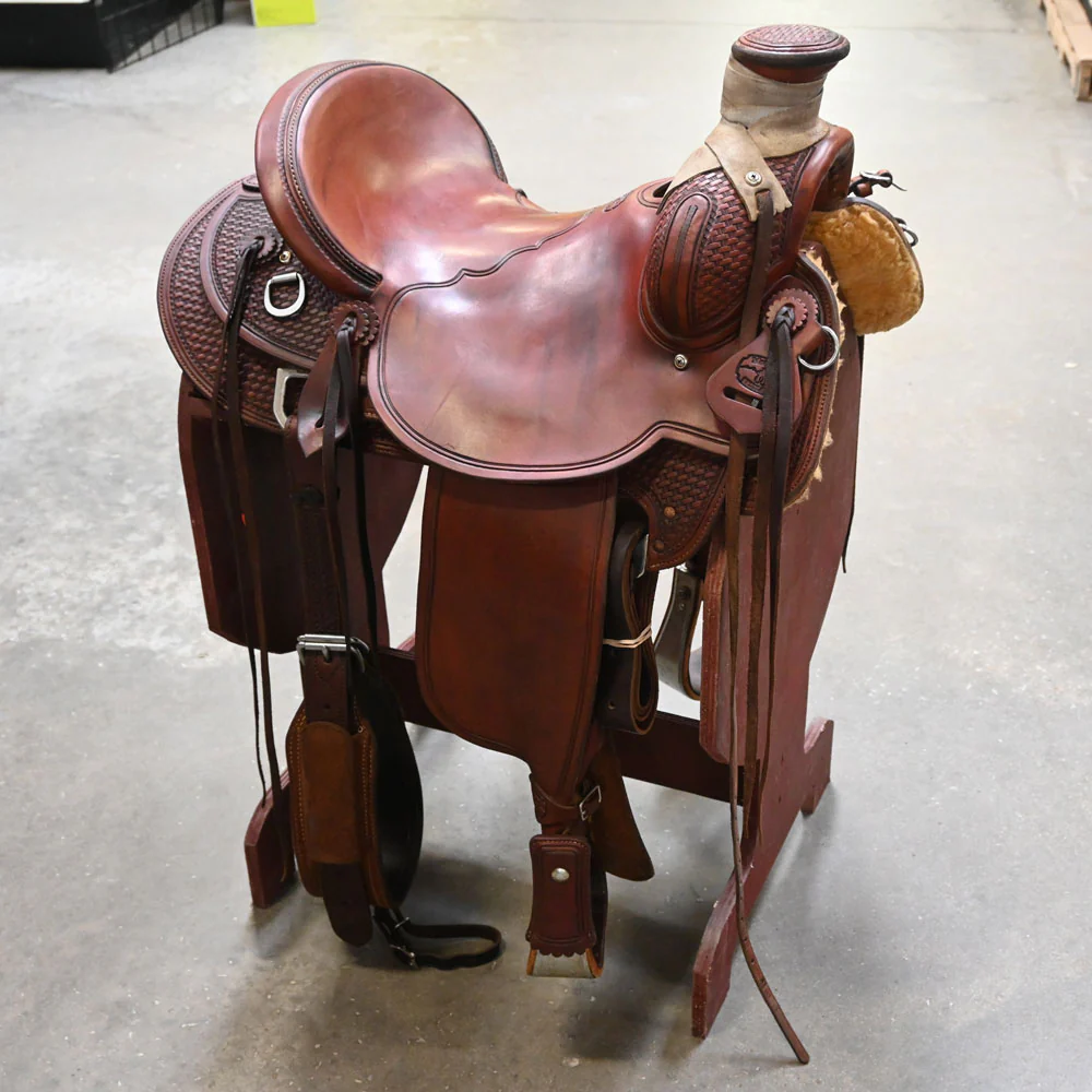 What is the size of the 15.5" USED McCALL POST HORN SADDLE seat?