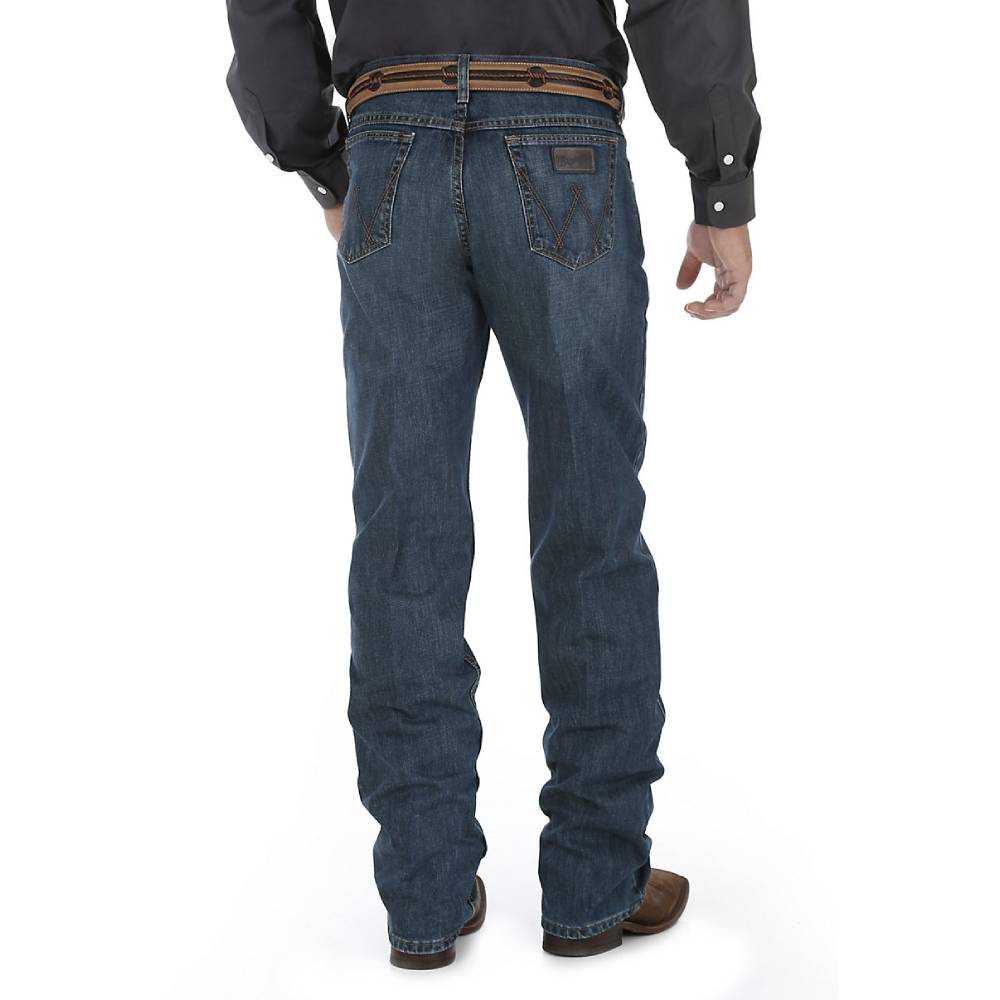 What is the fit of these jeans?