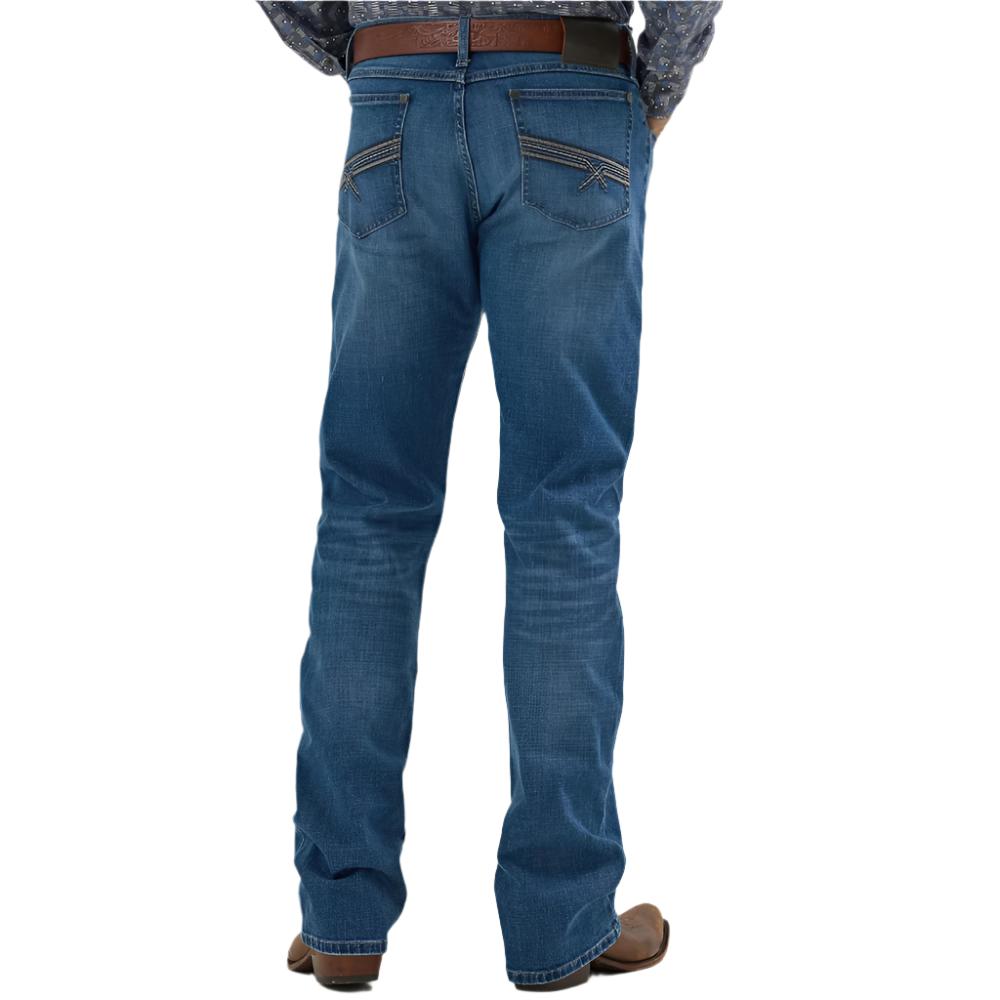 What type of fit do these jeans have?