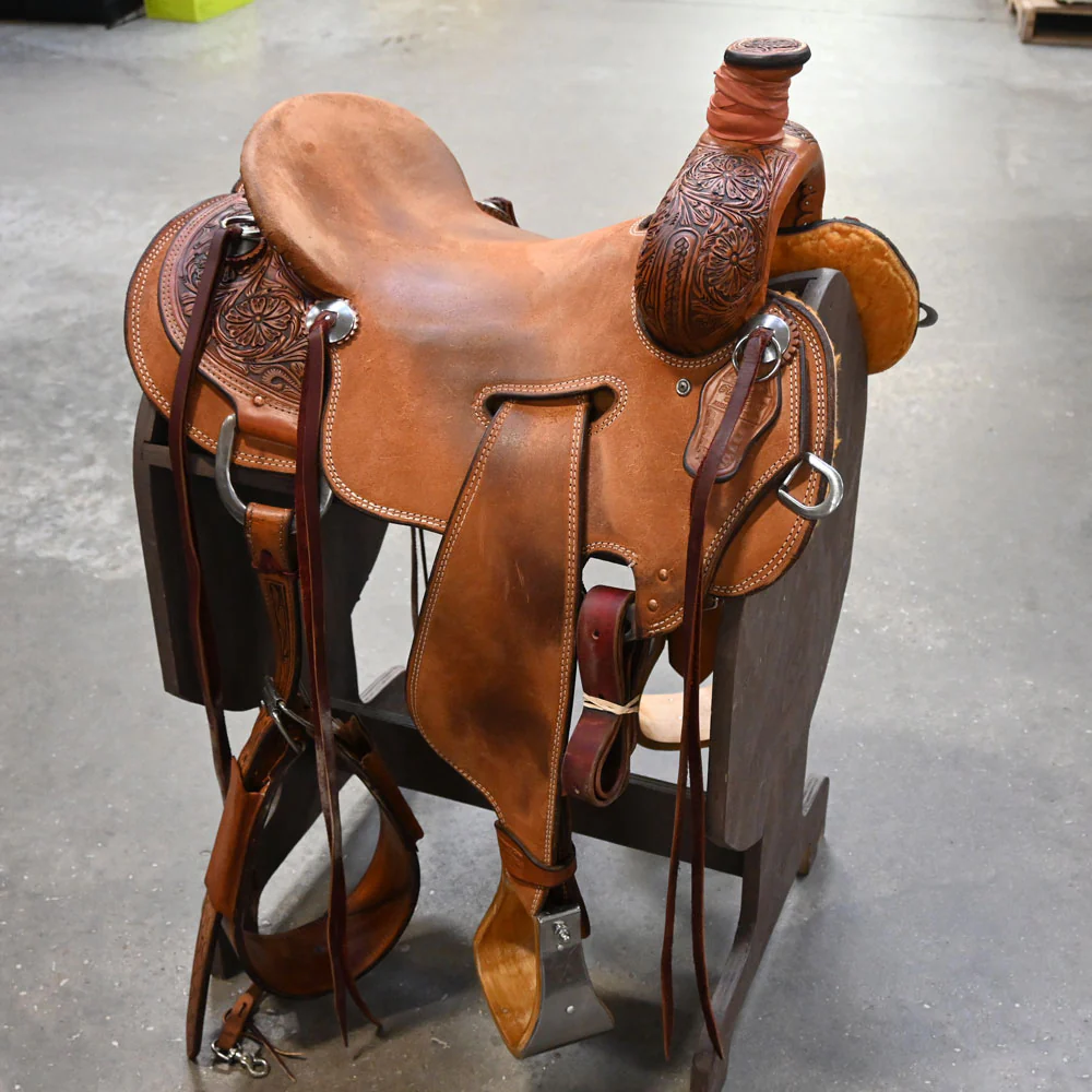 Is a rear flank included with the 15.5" USED ROBERT TESKEY RANCH SADDLE?