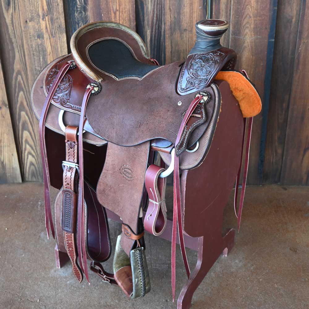 What is the gullet measurement on this  16" TESKEY'S WADE SADDLE?